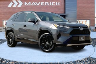 Used 2022 Toyota RAV4 SE image 1