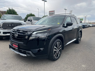 New 2025 Nissan Pathfinder Platinum image 1