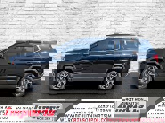 Used 2023 GMC Acadia SLT w/ Technology Package image 1