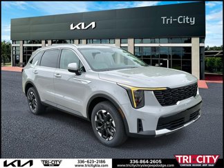 New 2025 Kia Sorento S image 1