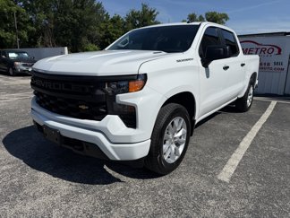 Used 2024 Chevrolet Silverado 1500 Custom image 1