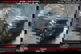 New 2025 Jeep Grand Cherokee Altitude image 1