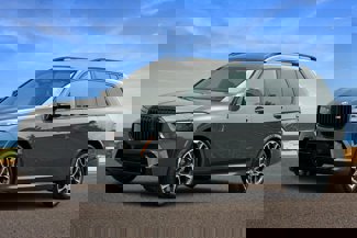 New 2026 BMW X7 M60i image 1