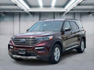 Used 2022 Ford Explorer XLT w/ Equipment Group 202A image 1