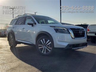 New 2025 Nissan Pathfinder Platinum w/ Cargo Package image 1