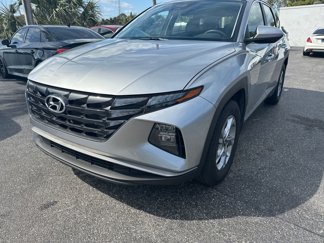 Used 2024 Hyundai Tucson SE image 1