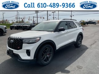 New 2025 Ford Explorer ST image 1