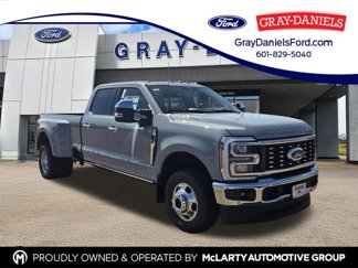 New 2025 Ford F350 Lariat image 1