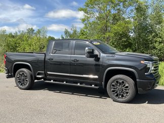 Used 2025 Chevrolet Silverado 2500 High Country w/ Technology Package image 1