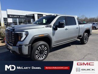 Used 2025 GMC Sierra 3500 Denali Ultimate image 1