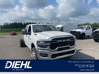 New 2025 RAM 3500 Tradesman w/ Chrome Appearance Group image 1