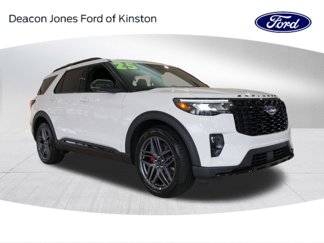 New 2025 Ford Explorer ST image 1