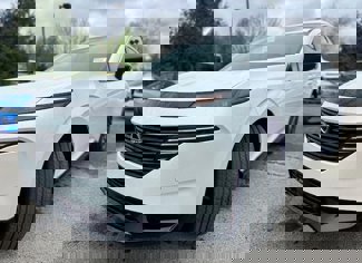 New 2025 Nissan Murano Platinum image 1