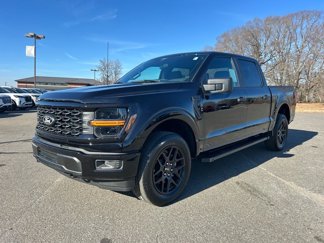 New 2025 Ford Explorer Active w/ Active Comfort Package image 1