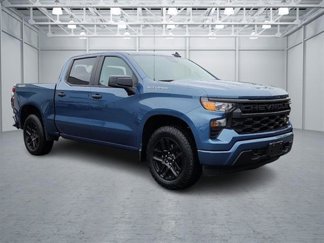 Used 2024 Chevrolet Silverado 1500 Custom image 1