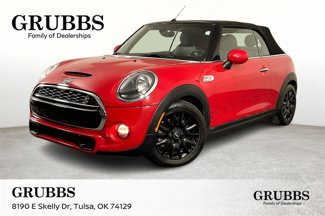 Used 2019 MINI Cooper S w/ Signature Upholstery Package image 1