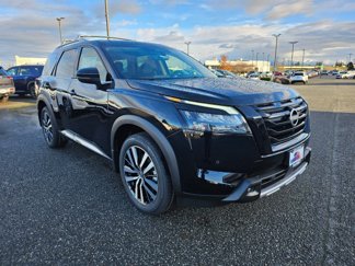 New 2025 Nissan Pathfinder Platinum w/ Black Appearance Package image 1