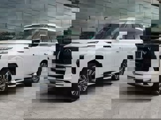 New 2025 INFINITI QX80 Luxe image 1