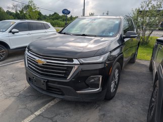 Used 2023 Chevrolet Traverse LT image 1