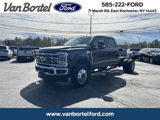 New 2025 Ford F450 Lariat image 1