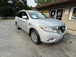 Used 2015 Nissan Pathfinder SL w/ SL Premium Package image 1