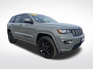 Certified 2022 Jeep Grand Cherokee Laredo X image 1