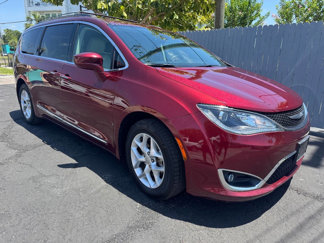 Used 2017 Chrysler Pacifica Touring-L w/ Tire & Wheel Group image 1