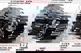 New 2025 Mitsubishi Outlander SEL image 1