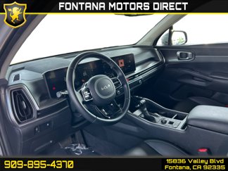 Used 2024 Kia Sorento S w/ Panoramic Sunroof Package image 1