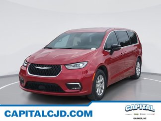 New 2026 Chrysler Pacifica Select image 1