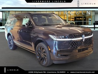 New 2025 Lincoln Navigator Reserve w/ Jet Appearance Package image 1