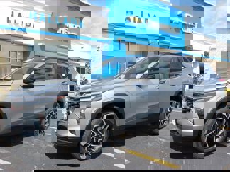 New 2025 Chevrolet Trax RS w/ Driver Confidence Package image 1