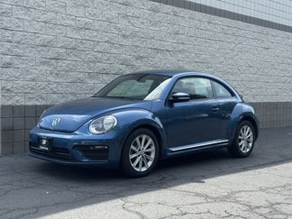 Used 2018 Volkswagen Beetle S image 1