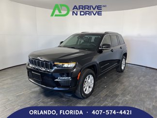 Used 2023 Jeep Grand Cherokee Limited image 1
