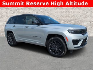 New 2025 Jeep Grand Cherokee Summit image 1