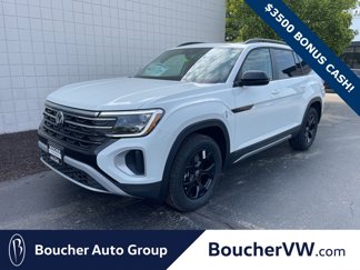New 2025 Volkswagen Atlas Peak Edition SE image 1