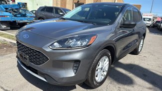 Used 2022 Ford Escape SE image 1