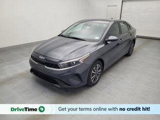 Used 2023 Kia Forte LXS image 1