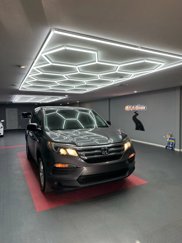 Used 2018 Honda Pilot LX image 1