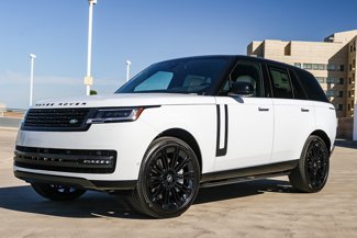 New 2025 Land Rover Range Rover SE image 1