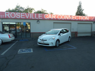Used 2014 Toyota Prius V Three image 1