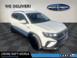 Used 2023 Volkswagen Taos SE image 1