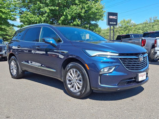 Used 2023 Buick Enclave Essence image 1