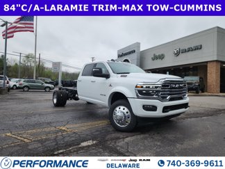 New 2025 RAM 5500 4x4 Crew Cab image 1