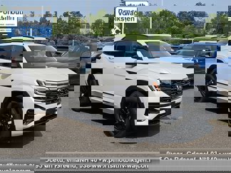 New 2025 Volkswagen Atlas Cross Sport SEL R-Line image 1