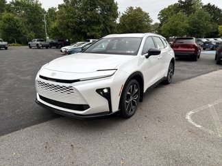 New 2025 Toyota Crown Signia image 1