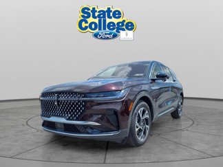 New 2025 Lincoln Nautilus Premier image 1