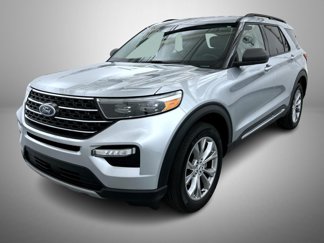 Used 2022 Ford Explorer XLT w/ Equipment Group 202A image 1