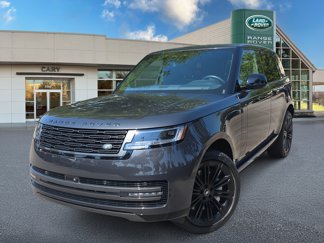 Used 2024 Land Rover Range Rover SE image 1