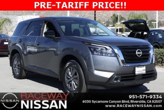 New 2025 Nissan Pathfinder S image 1